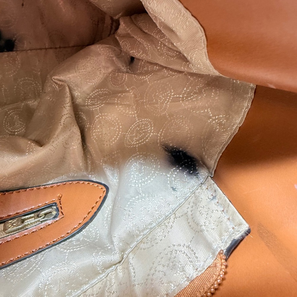 Michael Kors MK Signature Satchel – White/Vanilla‎ Logo, Top-Handle Tote Purse - Picture 10 of 13